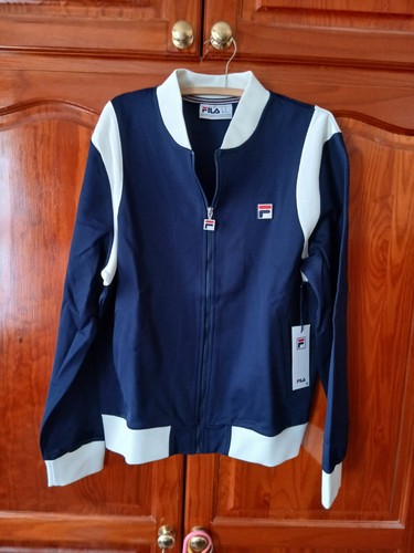Bnwt mens fila - bnwt,